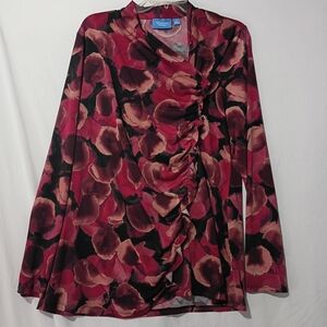 Simply Vera Vera Wang Red and Black Floral Blouse